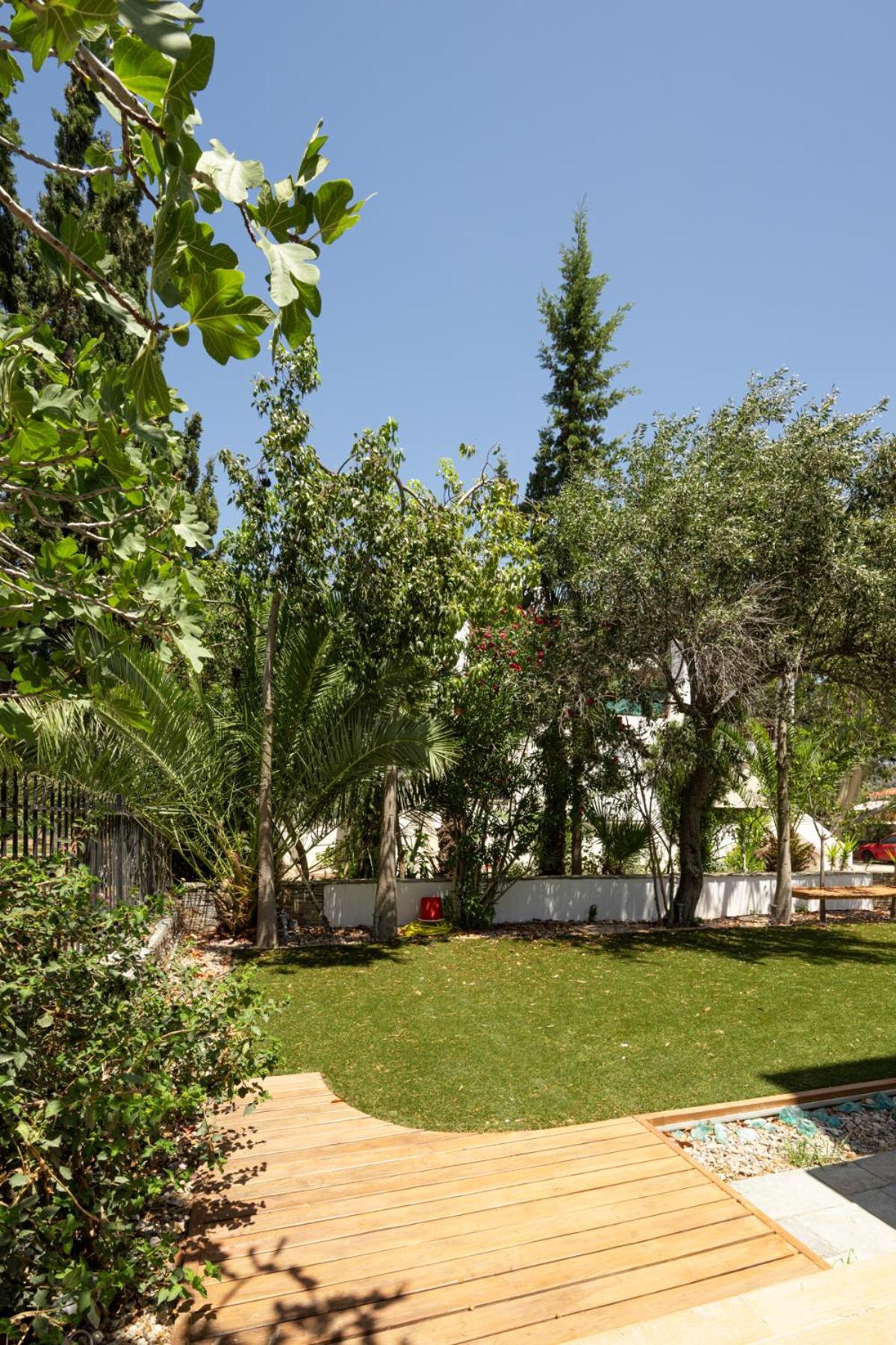 Alkis Guest House By Aegiankazarte Kapotidhes Bagian luar foto