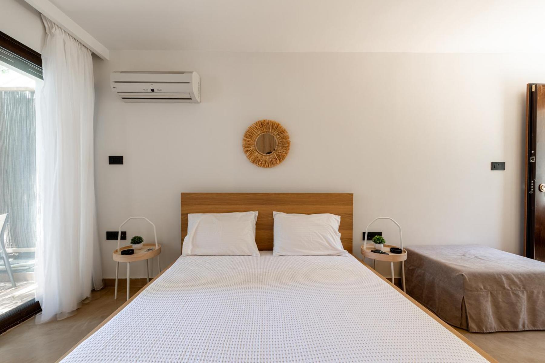 Alkis Guest House By Aegiankazarte Kapotidhes Bagian luar foto